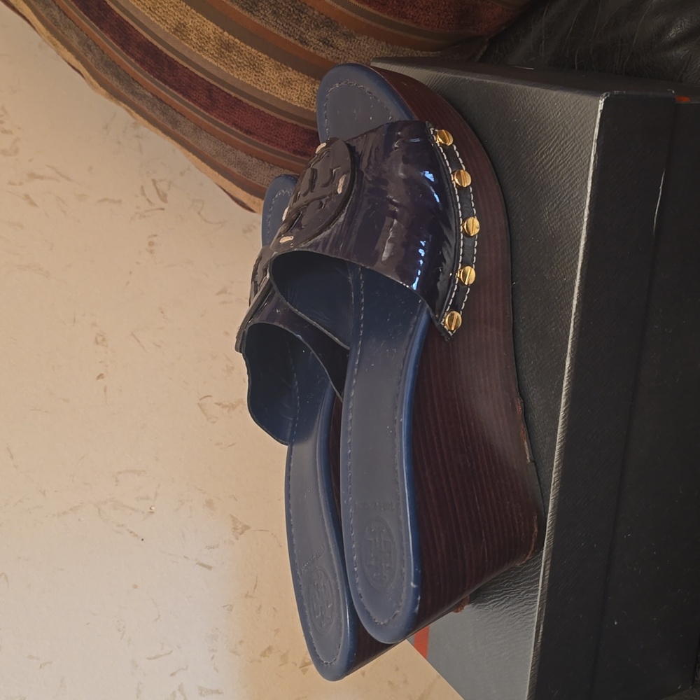 Tory burch sandals